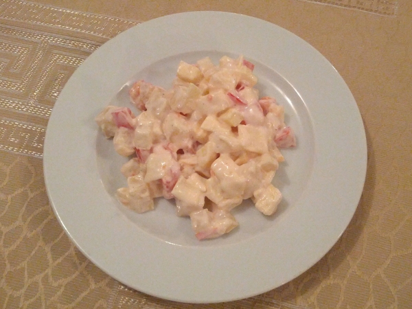 Paradicsomos, sajtos zellersaláta