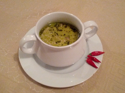 Tárkonyos csirkeleves